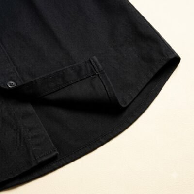 Close-up_of_shirt_hem_detail_20260922215713 Aarvo Black Contrast Shirt