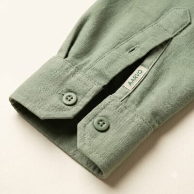Shirt_sleeve_cuff_close-up_20260922202526 CONTRAST OLIV GREEN SHIRT